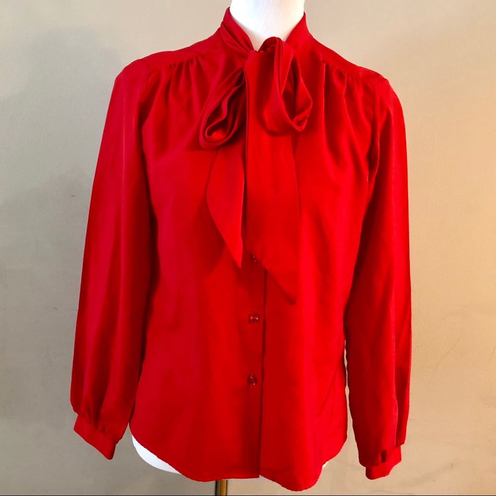 Vintage Pussybow Blouse